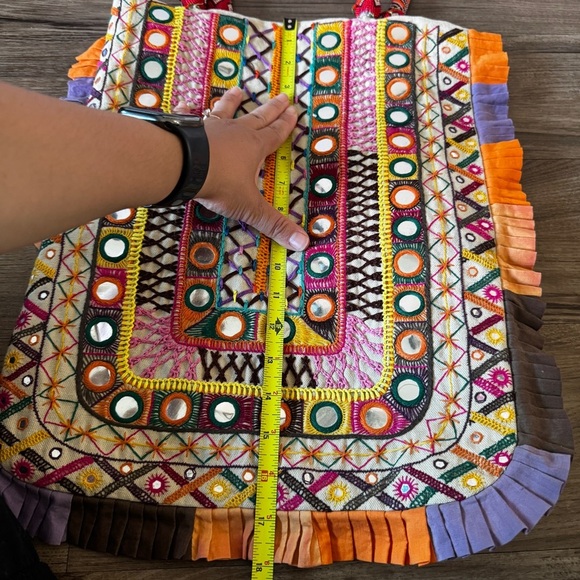 Tory Burch boho beaded canvas shoulder bag - Picture 15 of 16